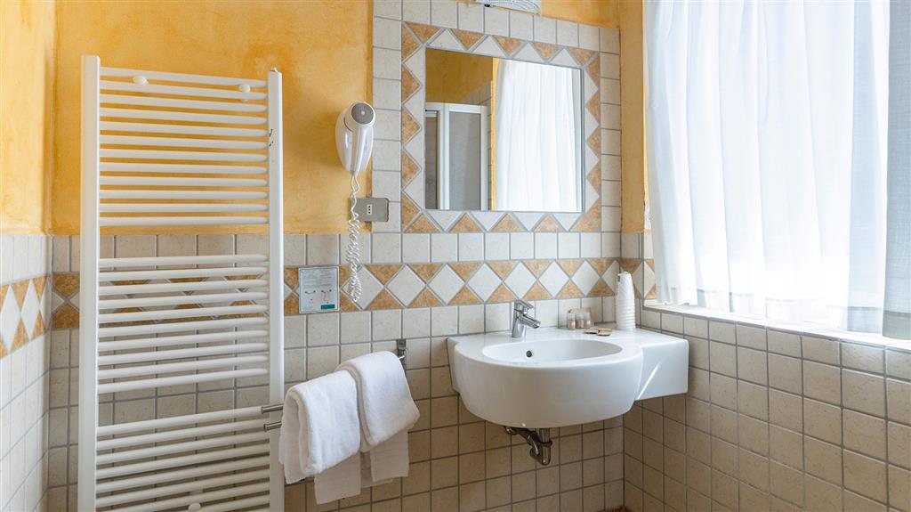 5denní zájezd (denní přejezd) s dopravou, polopenzí a skipasem v ceně – hotel Biancaneve