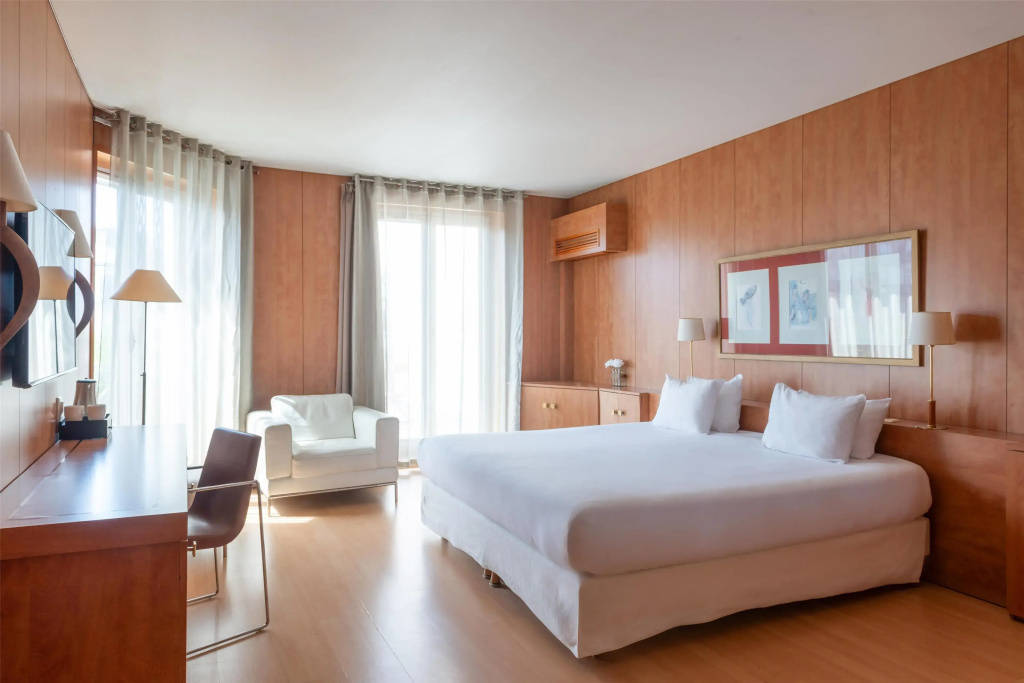 Best Western Ronceray Opera