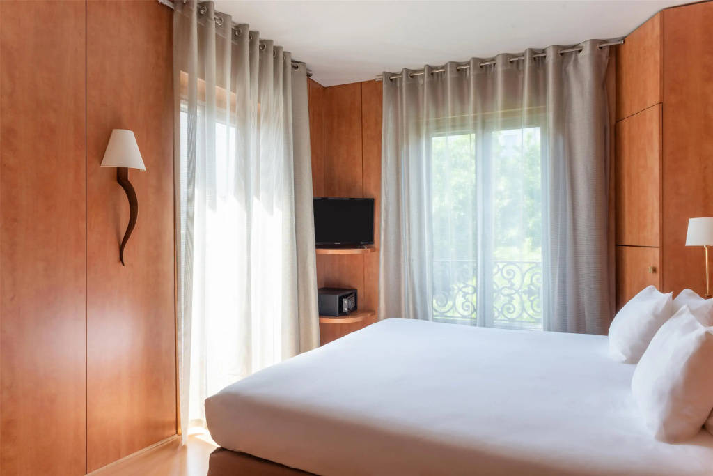 Best Western Ronceray Opera