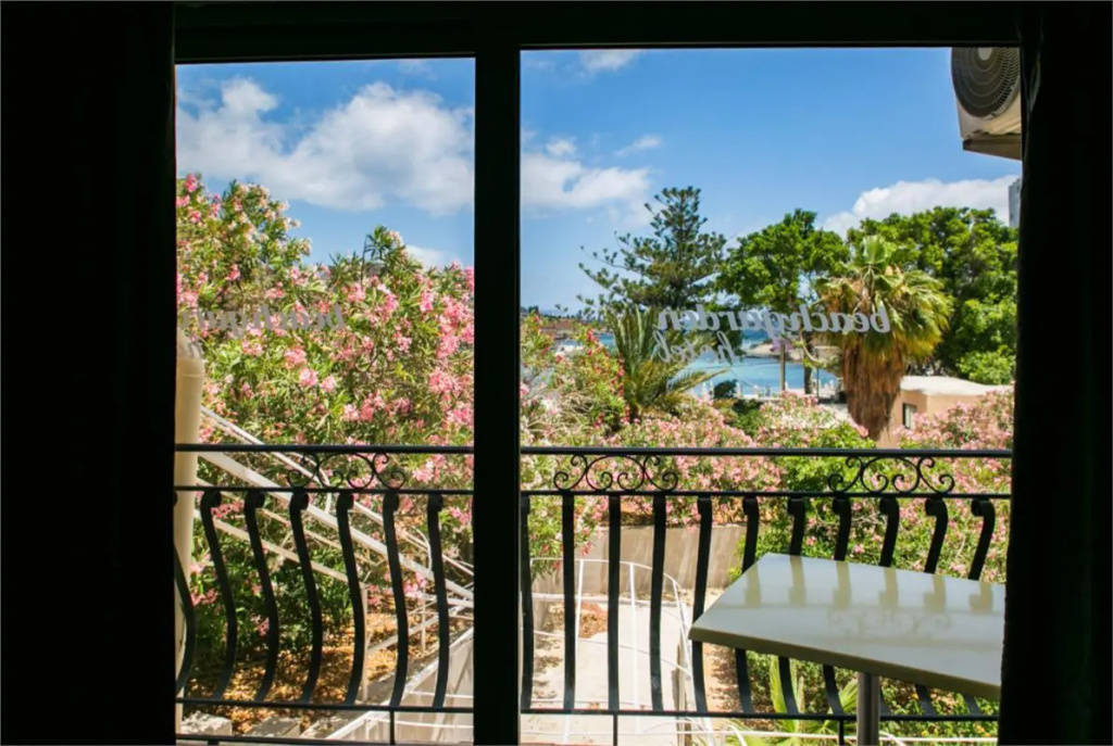 Beach Garden