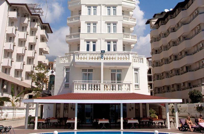 Azak Hotel