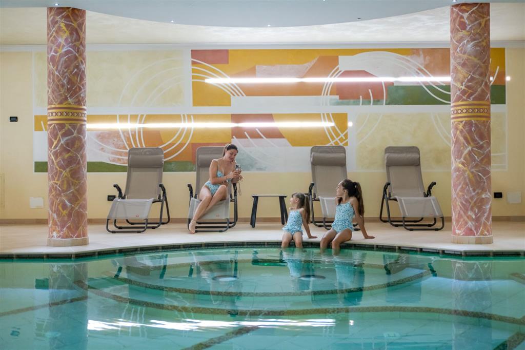5denní zájezd s dopravou, polopenzí a skipasem v ceně – hotel Majorka