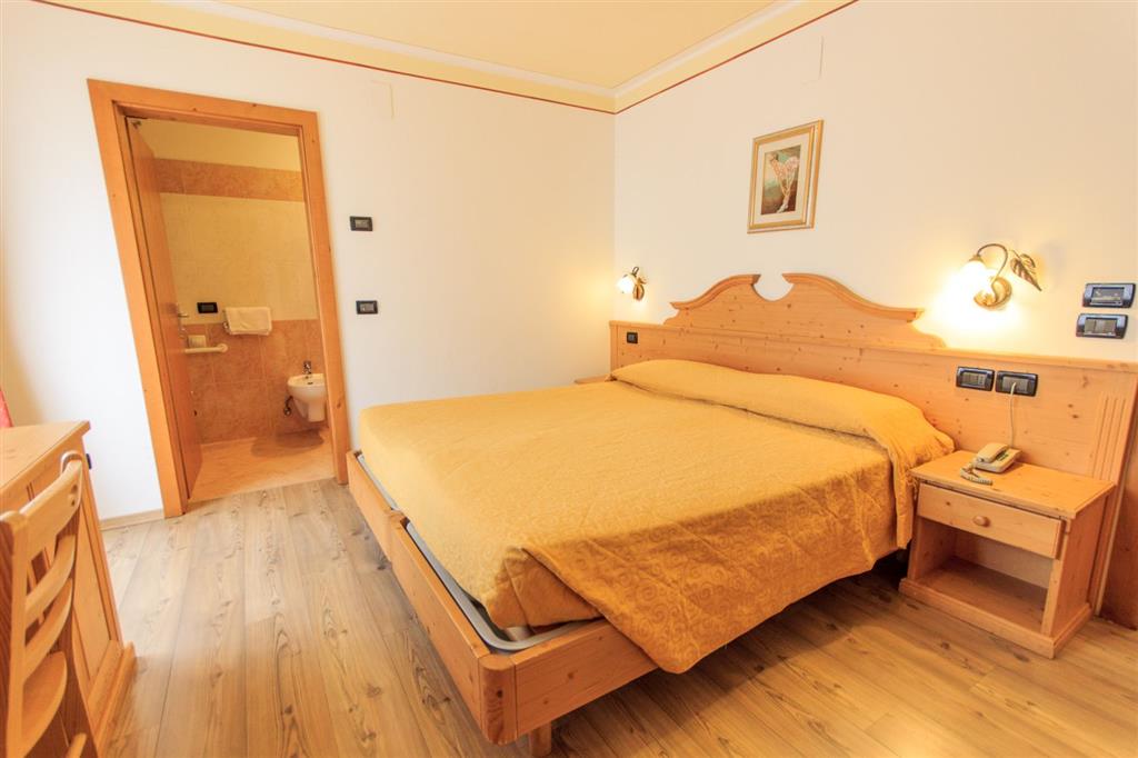 5denní zájezd s dopravou, polopenzí a skipasem v ceně – hotel Majorka