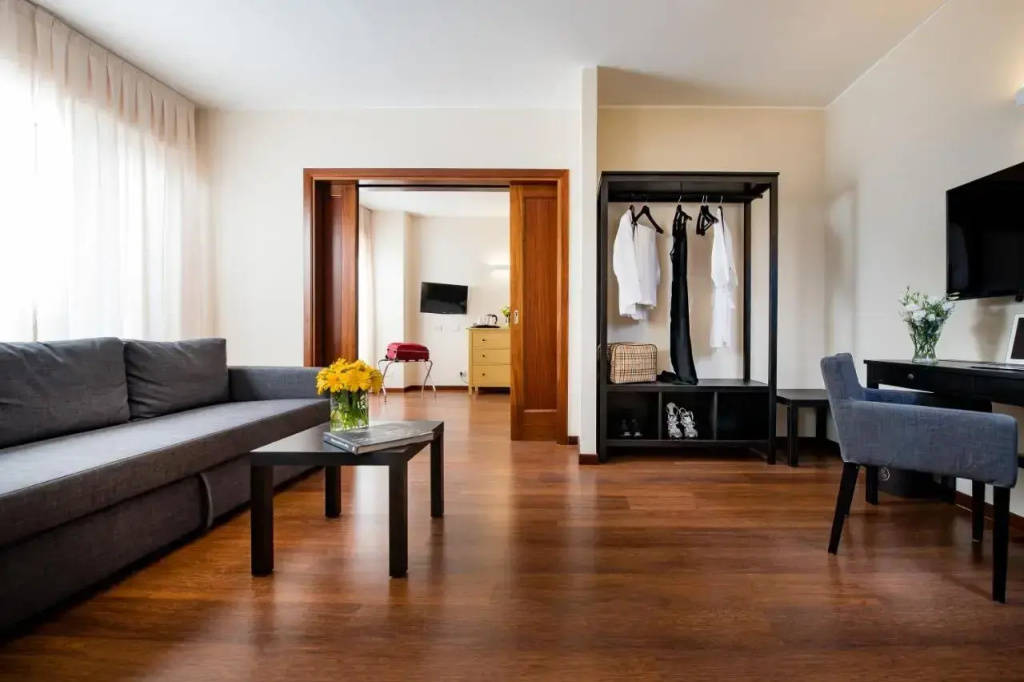 Astoria Palace