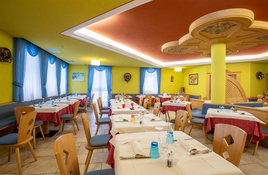 6denní velikonoční zájezd s polopenzí a skipasem – hotel Plank