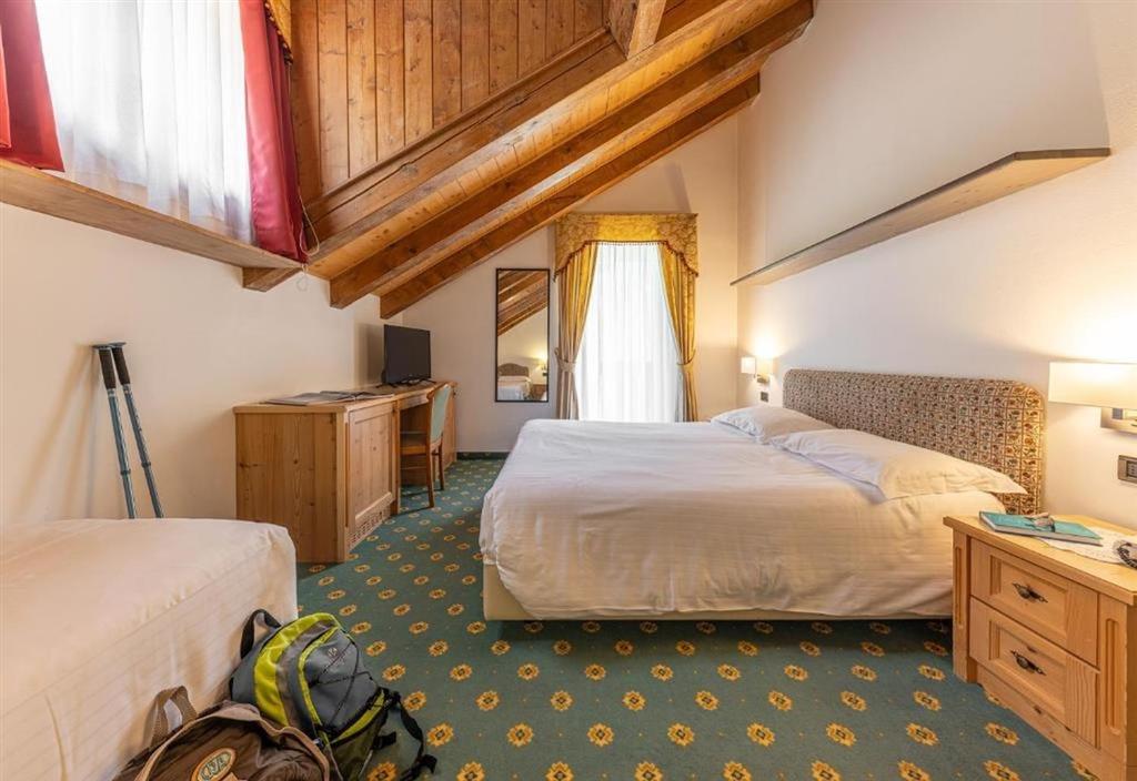 6denní velikonoční zájezd s polopenzí a skipasem – hotel Plank