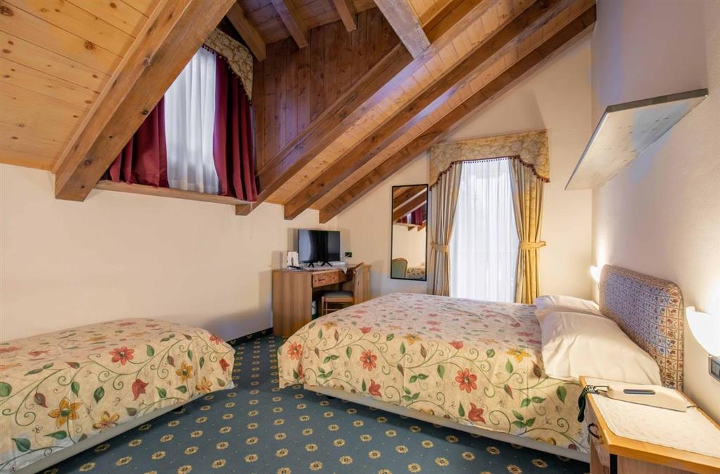 6denní velikonoční zájezd s polopenzí a skipasem – hotel Plank