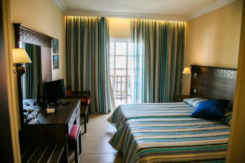 Anais Bay Hotel Apartments