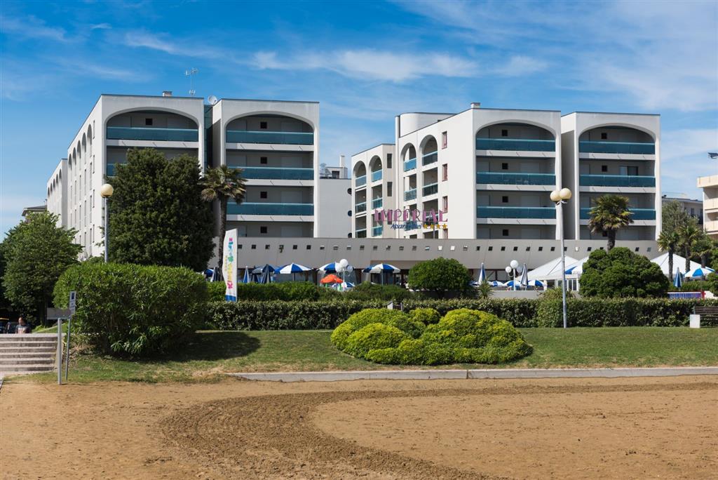 Aparthotel Imperial 2027