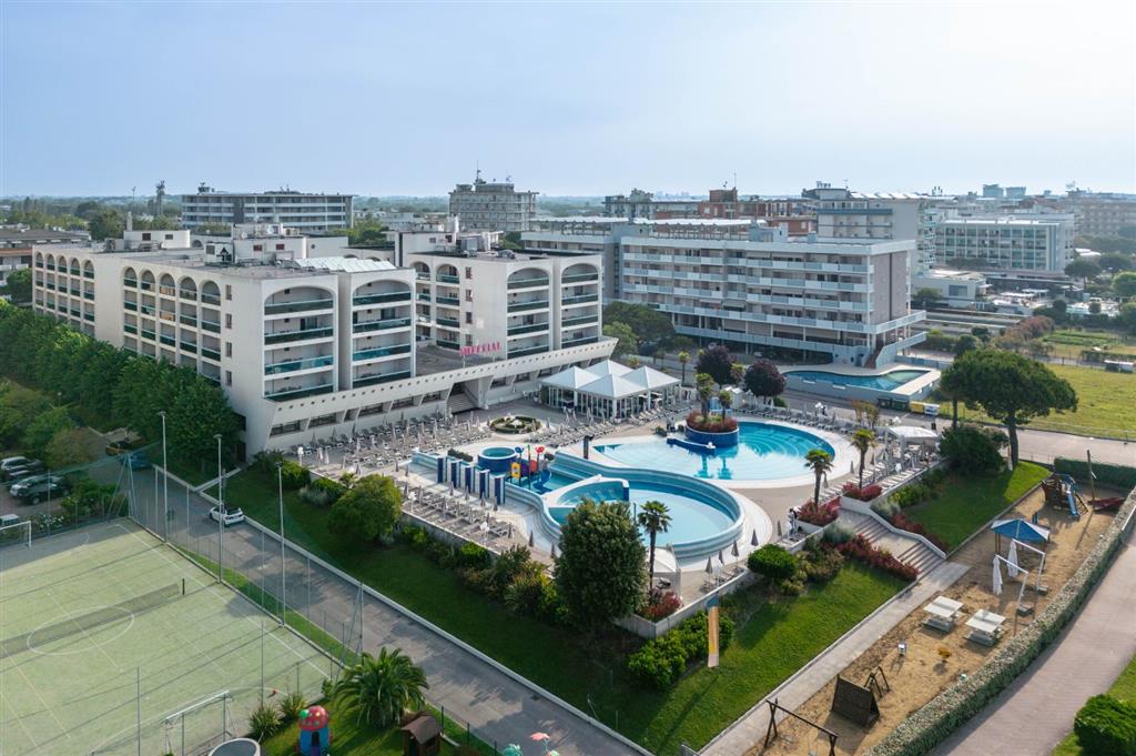 Aparthotel Imperial 2027