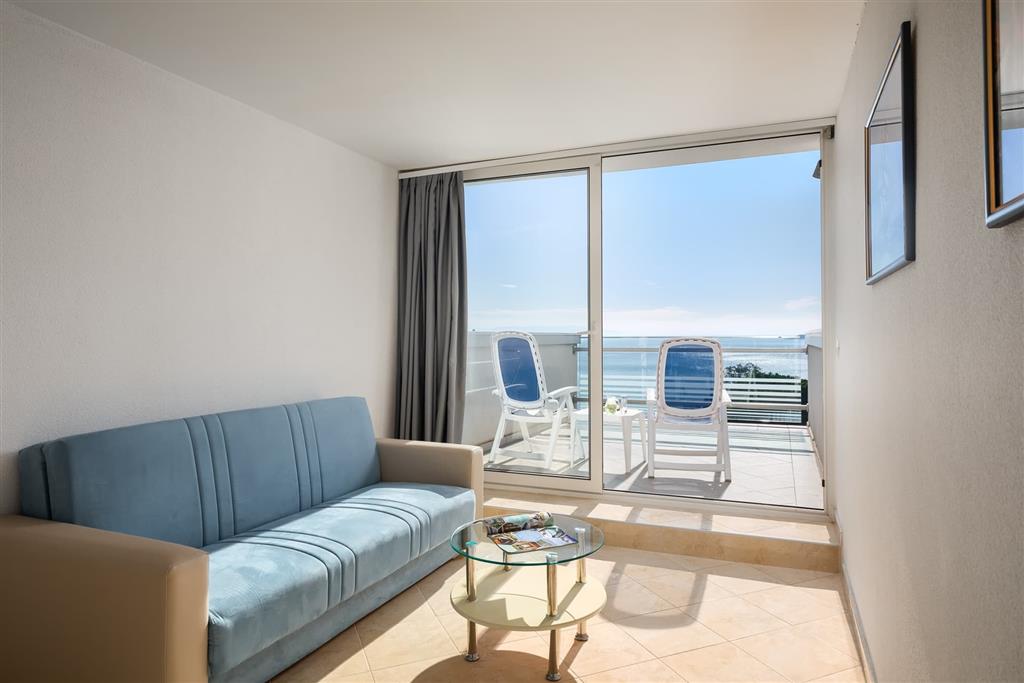 Hotel Mimosa 2027