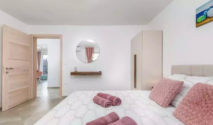 Villa B2