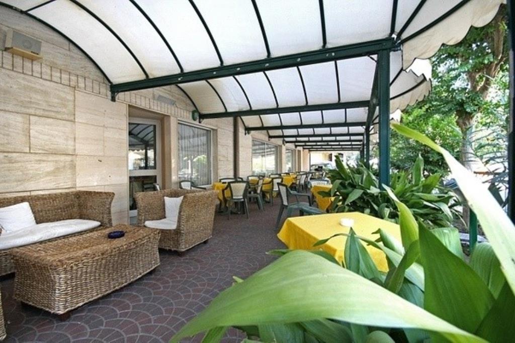Hotel Aron