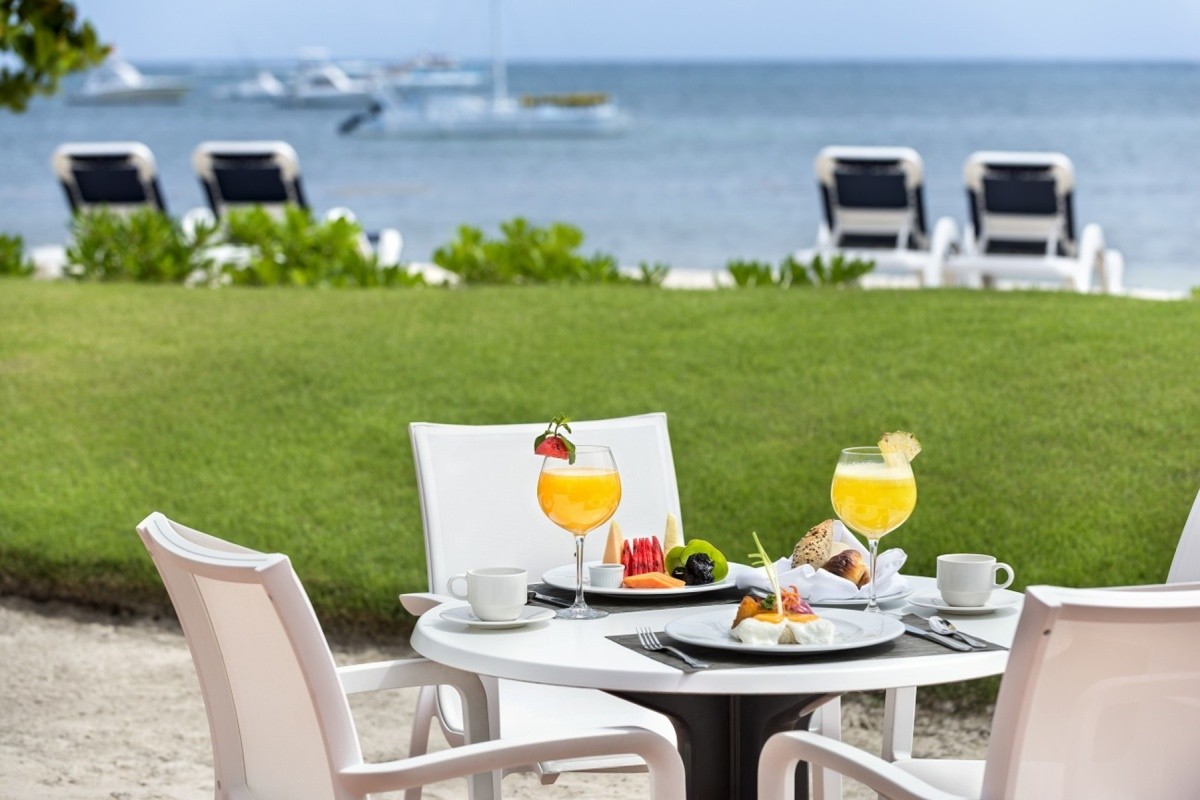 Bakour Punta Cana Suites (Ex. Radisson Blu Resort & Residence)