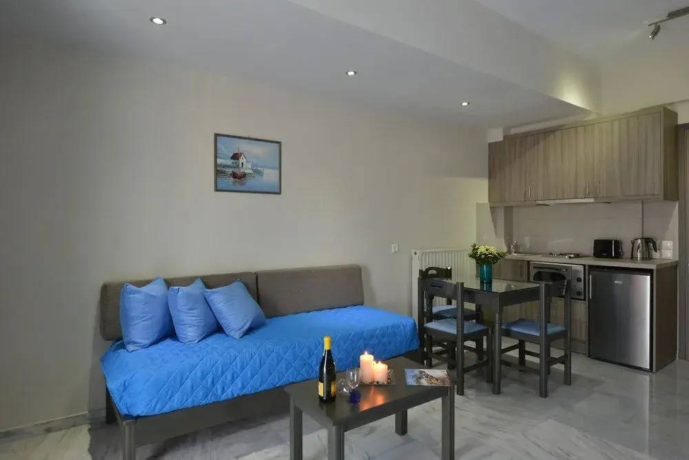 Vesperi Studios & Apartments