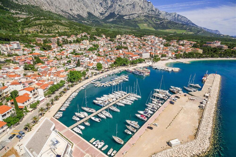 Hotel Croatia 2027