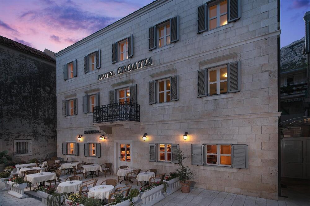 Hotel Croatia 2027