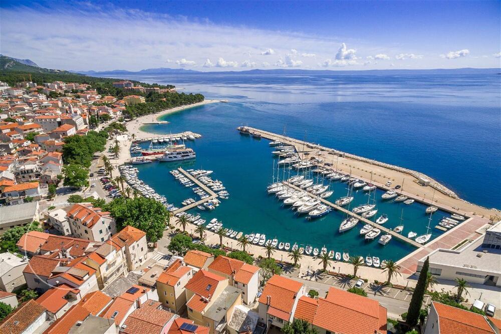 Hotel Croatia 2027