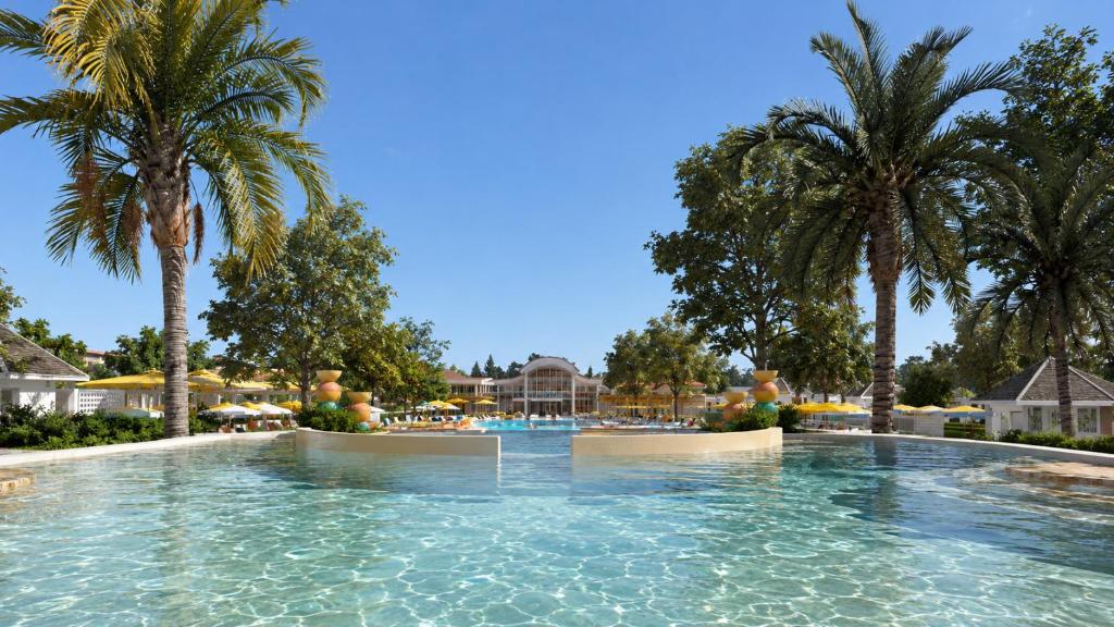 The Sun Club Khao Lak