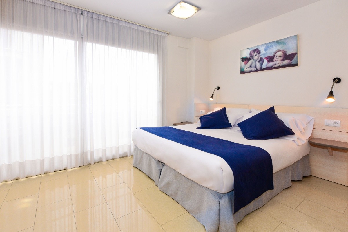 Neptuno Apartments