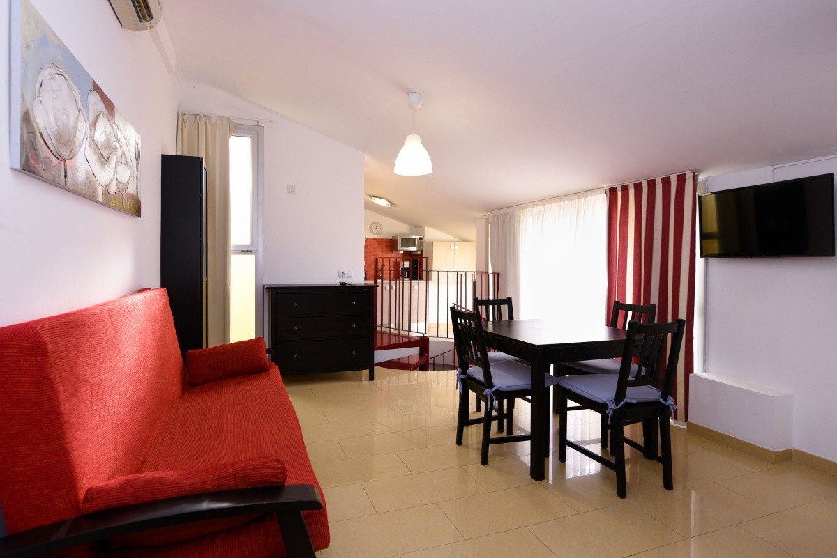 Neptuno Apartments
