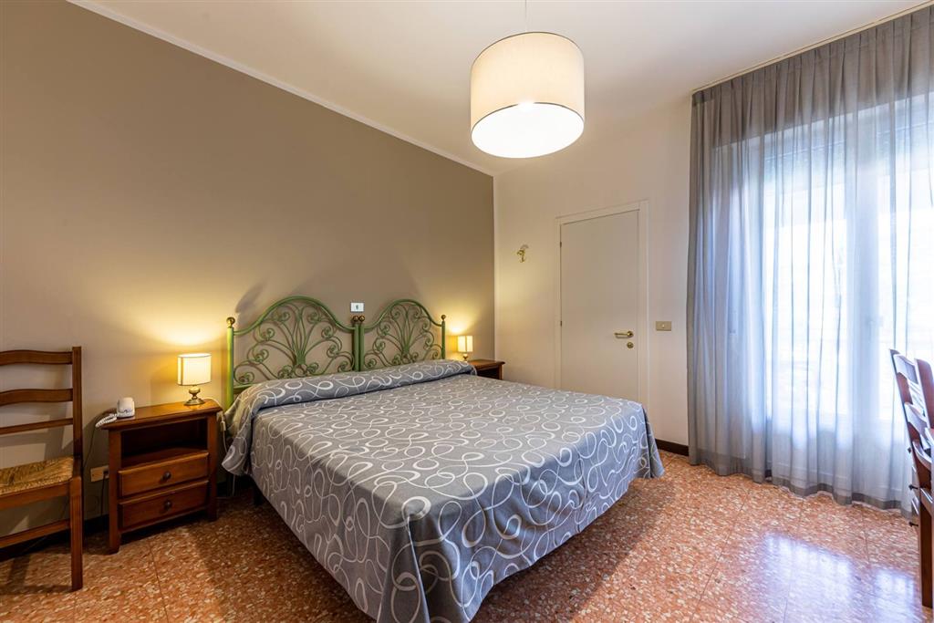 Hotel Bisesti
