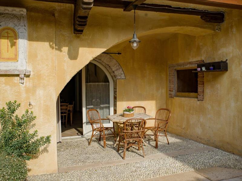 Borgo Clear Dawn
