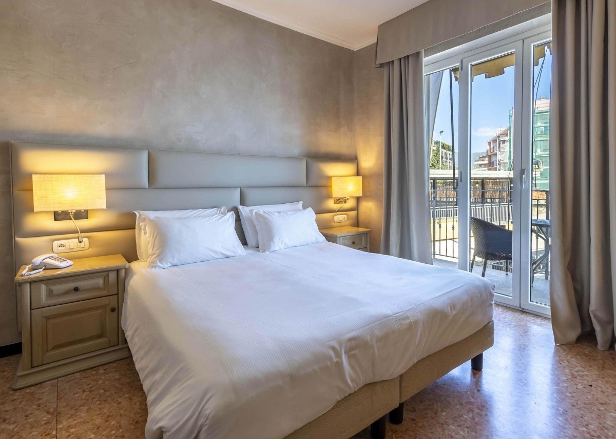 Diano Marina Palace