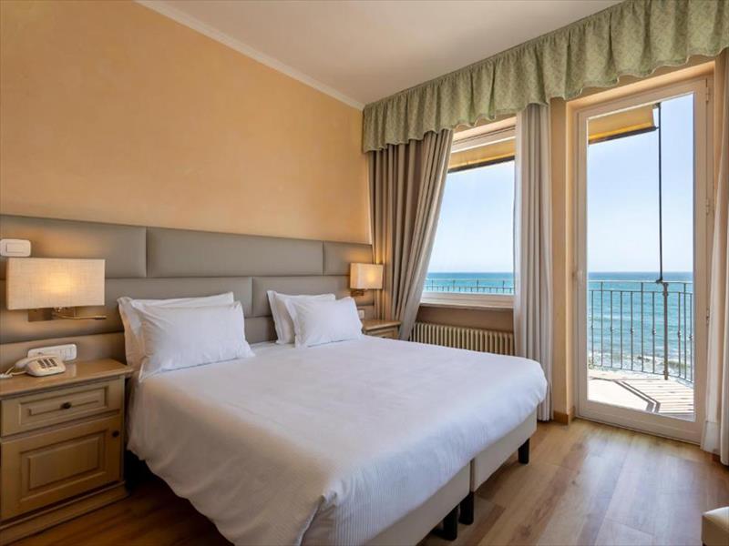 Diano Marina Palace