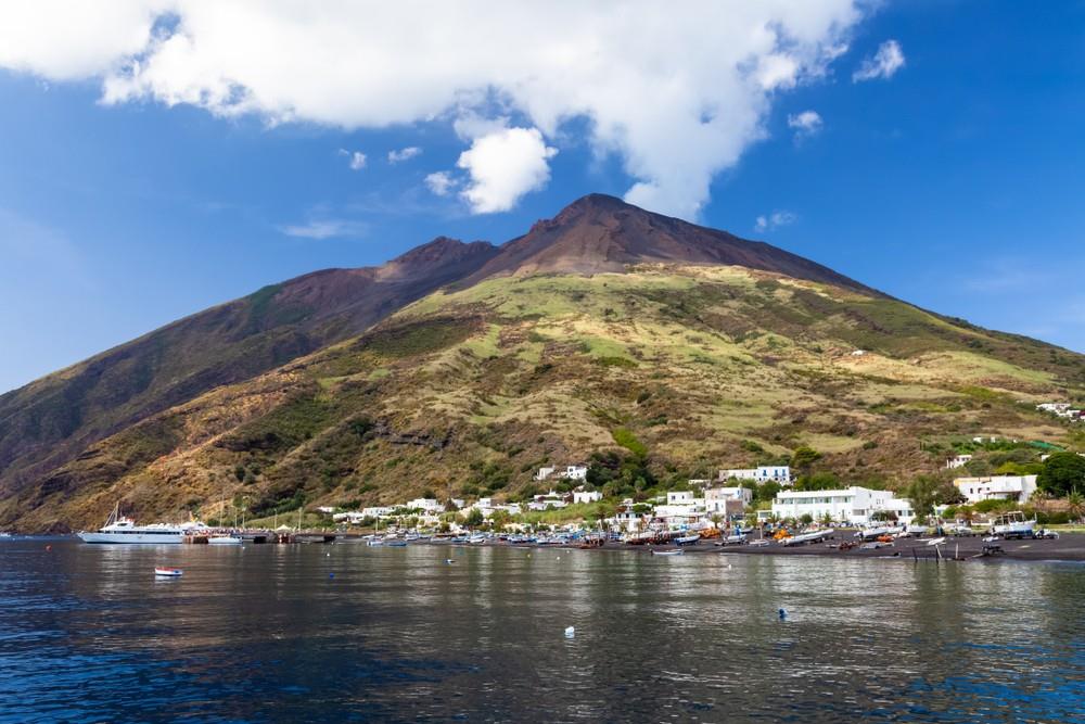 Apulie, Kalábrie a ostrov Stromboli