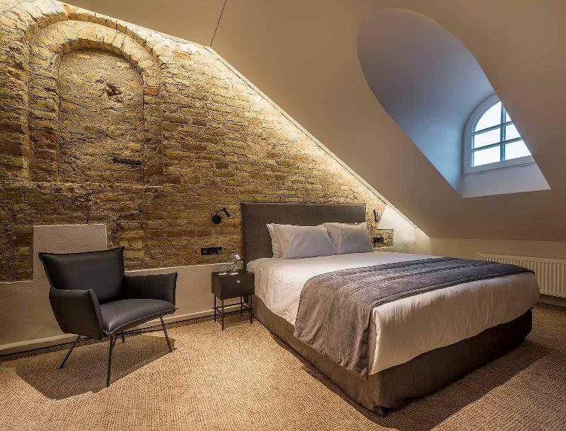 Artagonist Hotel