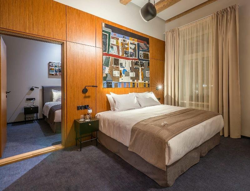 Artagonist Hotel
