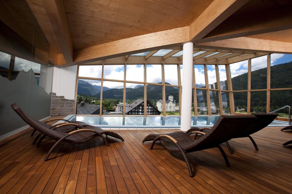 Bohinj Eco hotel (se skipasem)
