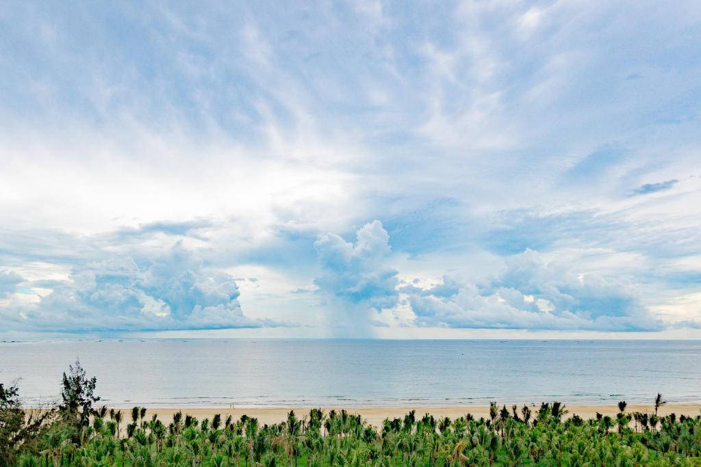 Indigo Hainan Clear Water Bay