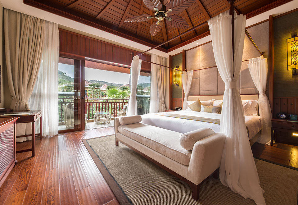 Sanya Ocean Sonic Banling Hotspring Resort