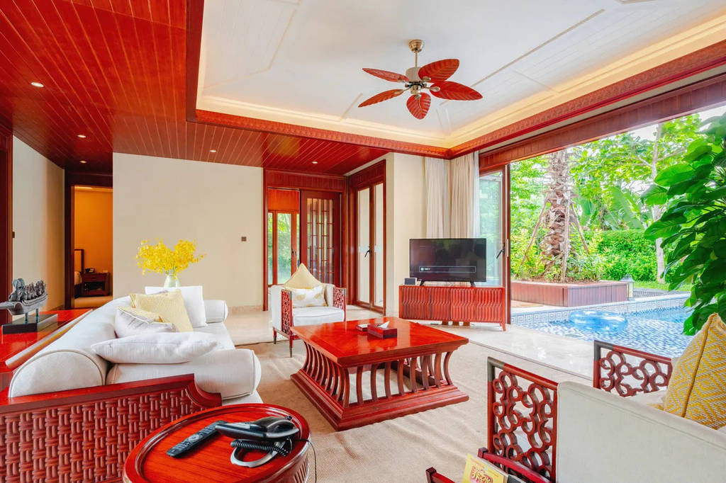 Sanya Ocean Sonic Banling Hotspring Resort