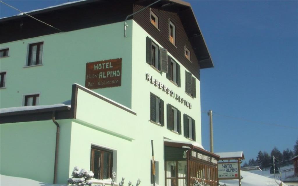 5denní zájezd (denní přejezd) s dopravou, polopenzí a skipasem v ceně – chalet Alpino