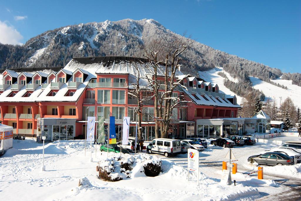 Ramada Hotel & Suites (se skipasem)