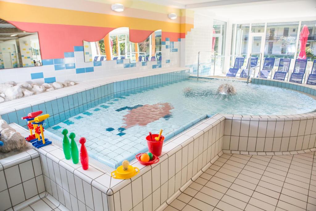Hotel Kompas (se skipasem)
