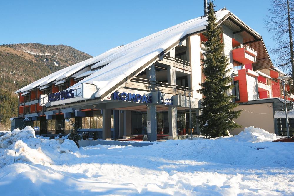 Hotel Kompas (se skipasem)