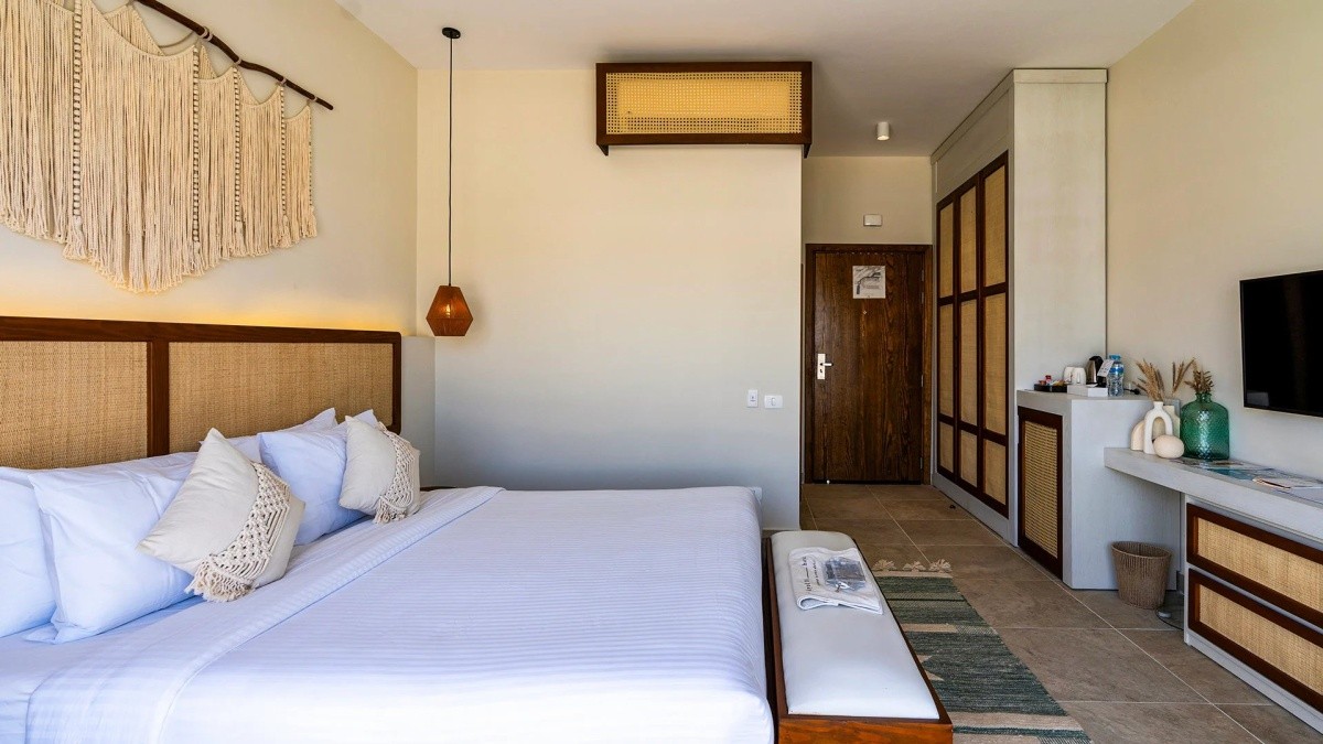 Kynd Resort