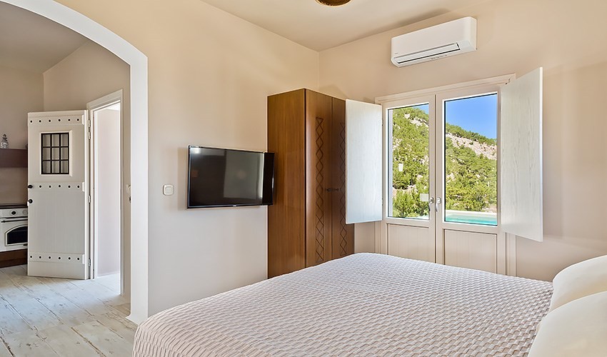 Lux View Villas & Suites