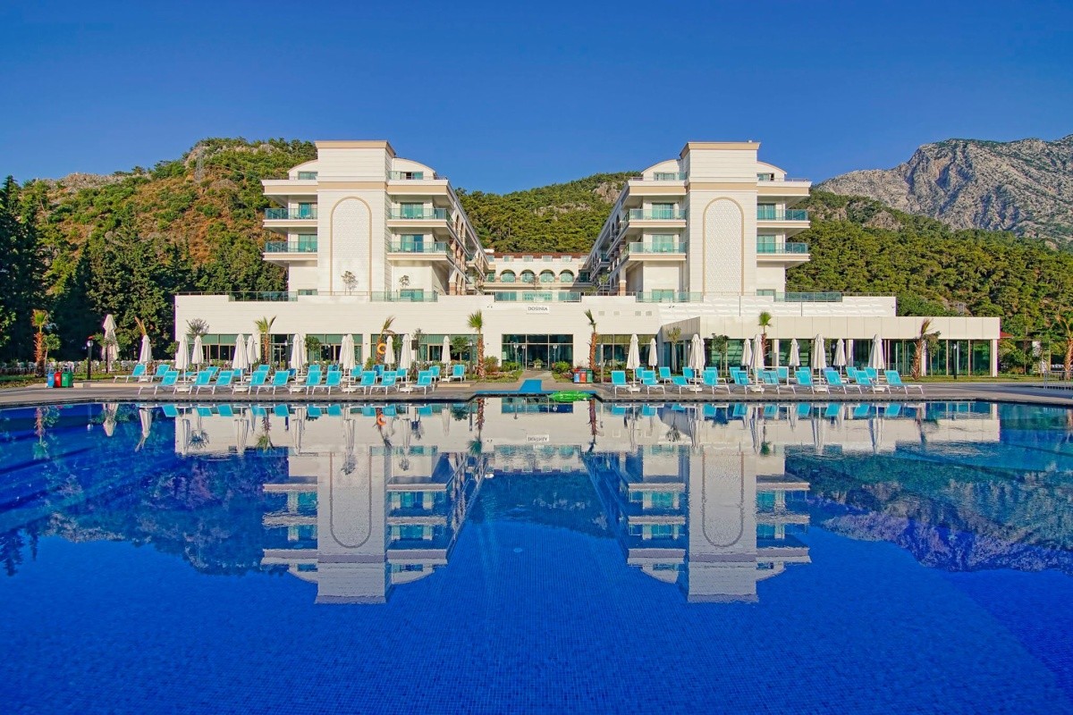 Dosinia Luxury Resort
