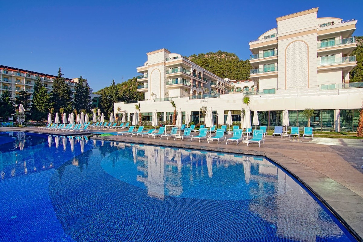Dosinia Luxury Resort