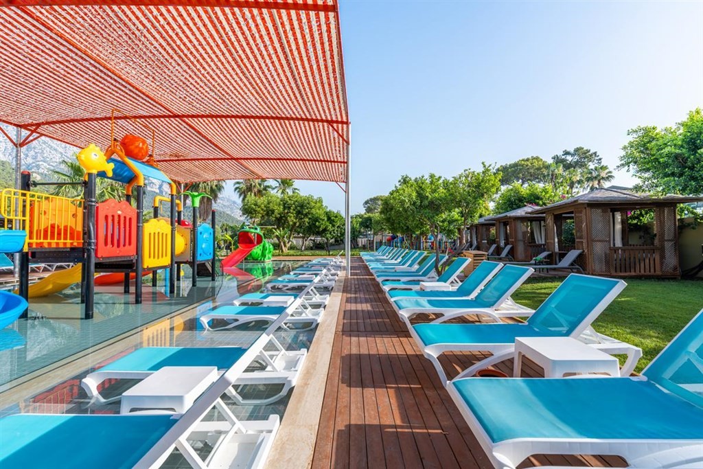 Dosinia Luxury Resort