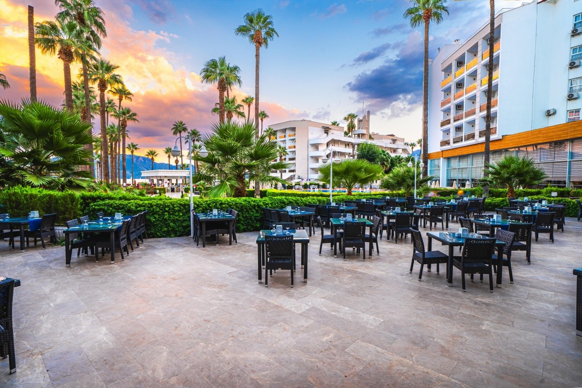 Ideal Prime Beach