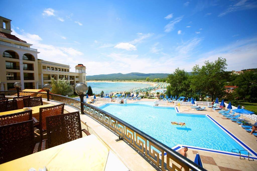 Marina Royal Palace