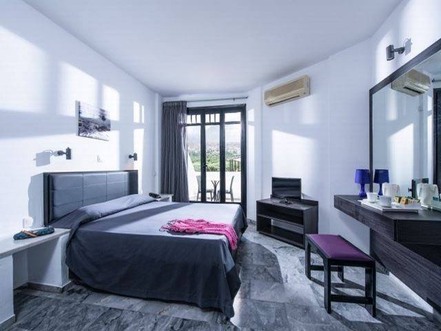 Indigo Suites Collection Adults Only