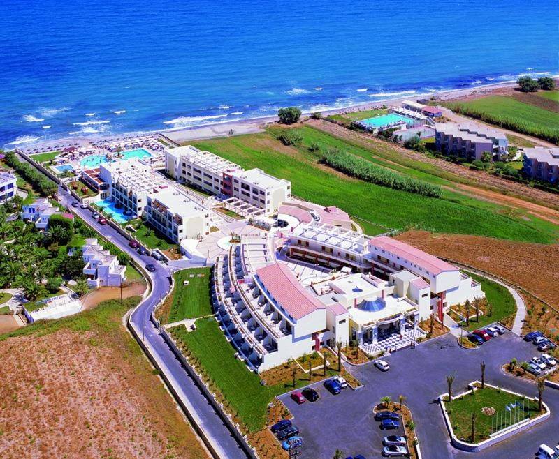 Hydramis Palace Beach Resort