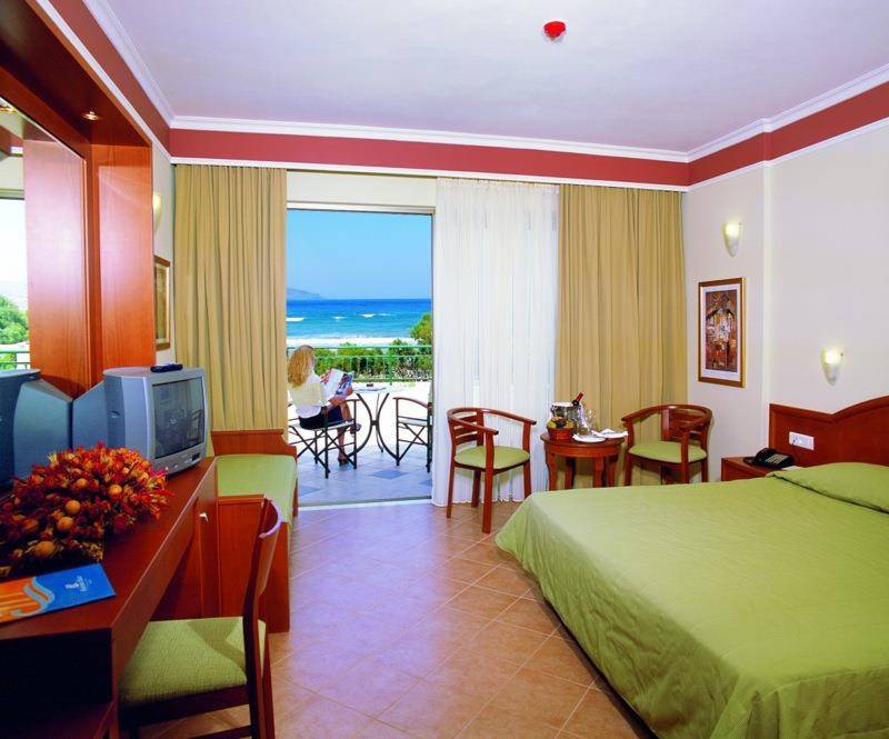 Hydramis Palace Beach Resort
